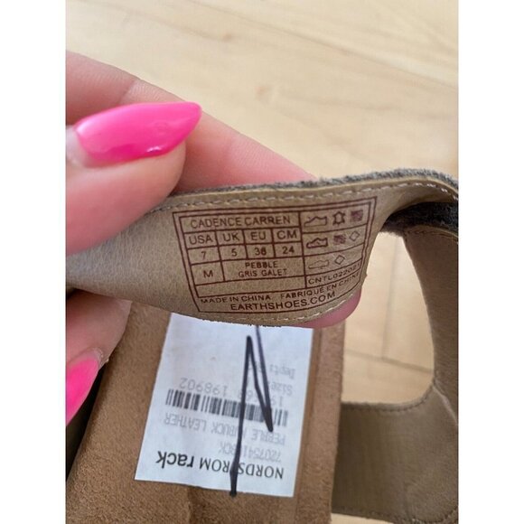 EARTH Origins Women's "Careen" Flexible Wedge Sandals sz 7 Open Toe Leather - Picture 7 of 7